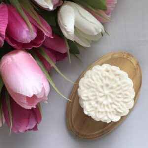 Mellow Moisture Solid Shampoo Bar with silk, lipids, bamboo and vitamin B5 by La Salle BOTANIQUE