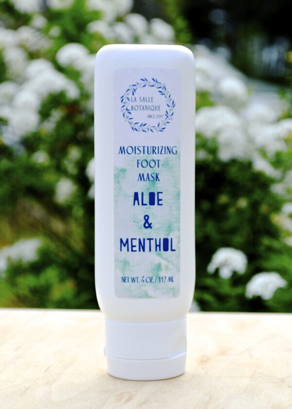 moisturizing foot mask with aloe & menthol by La Salle BOTANIQUE