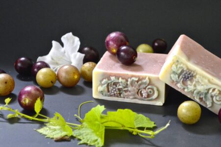 Natural soap made by La Salle BOTANIQUE with Native American grape