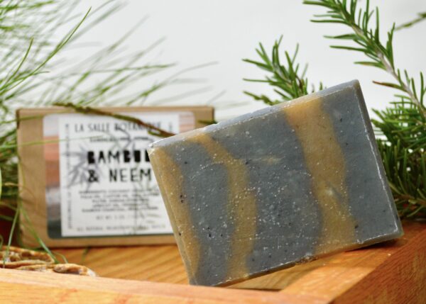 Handcrafted natural soap with Bamboo charcoal & Neem leaf powder for oily skin by La Salle BOTANIQUE